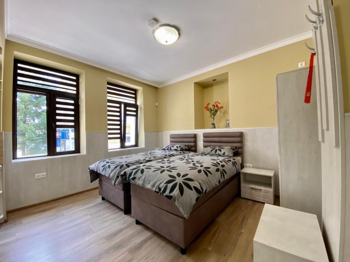 Къща За Гости Кребс Guesthousekrebs Szumen Zewnętrze zdjęcie