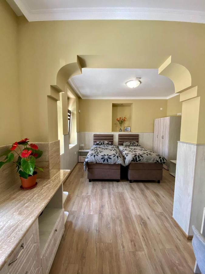 Къща За Гости Кребс Guesthousekrebs Szumen Zewnętrze zdjęcie