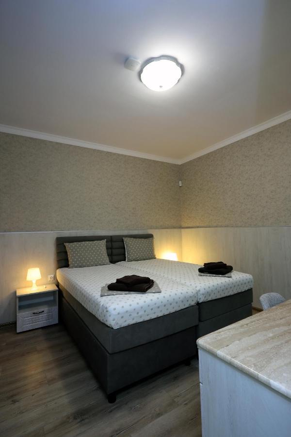 Къща За Гости Кребс Guesthousekrebs Szumen Zewnętrze zdjęcie